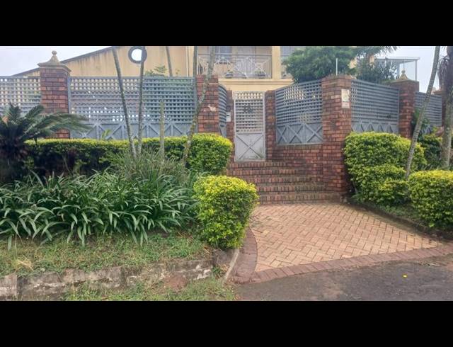 5 BEDROOM HOUSE FOR SALE IN SHALLCROSS